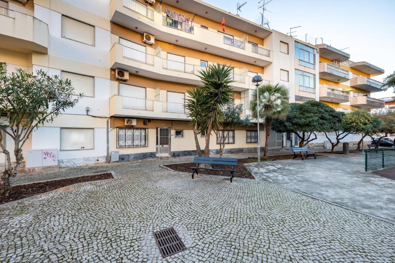 Casa De Pardal Apartment Quarteira Ngoại thất bức ảnh